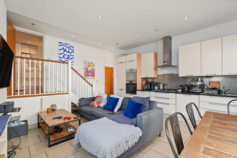 4 bedroom end of terrace house for sale, London, N1
