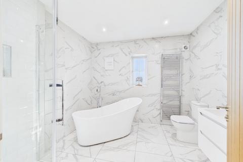 4 bedroom detached house for sale, Station Yard Close, Cranswick, YO25
