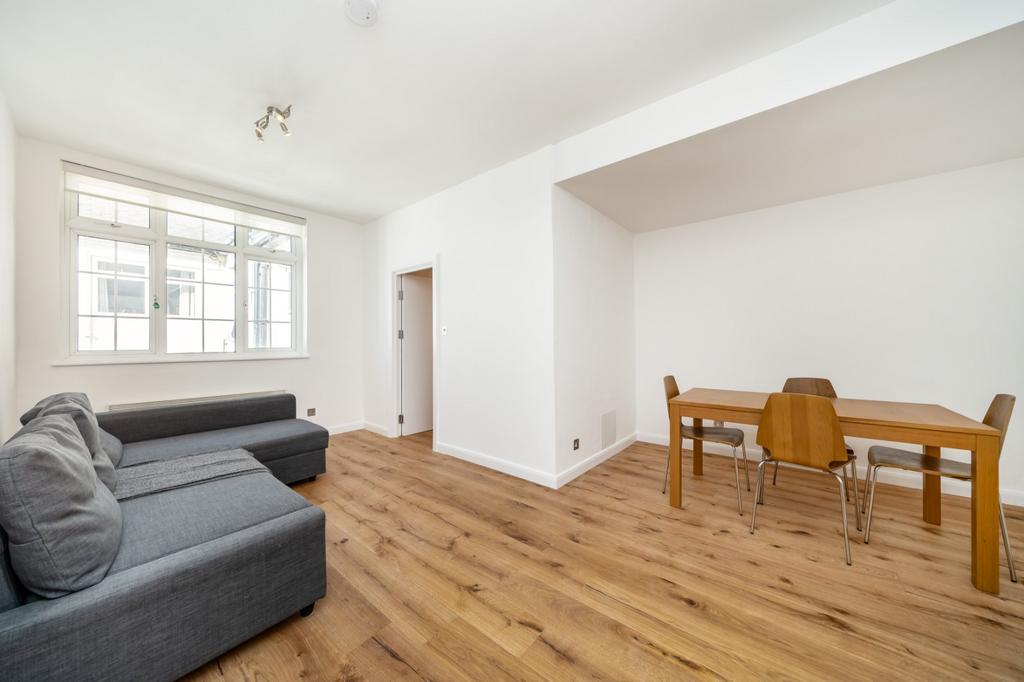 Apartment in London - View 4