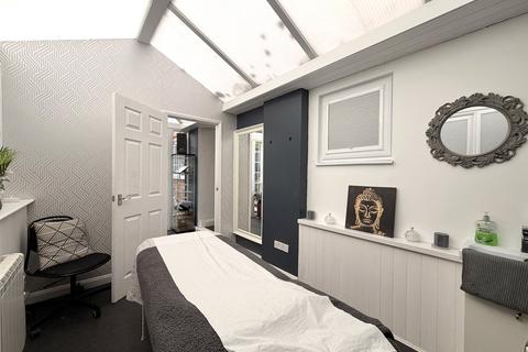 2 bedroom terraced house for sale, Monyhull Hall Road, Birmingham, West Midlands, B30