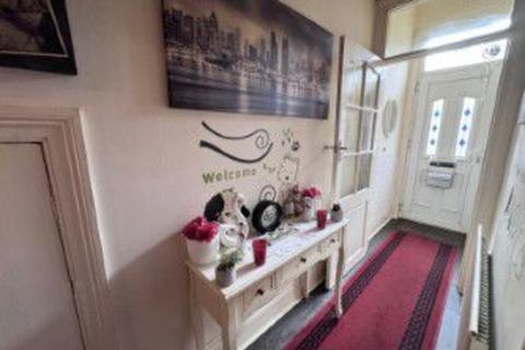 2 bedroom flat for sale, Rectory Road, Gateshead, Tyne and Wear, NE8 1XJ