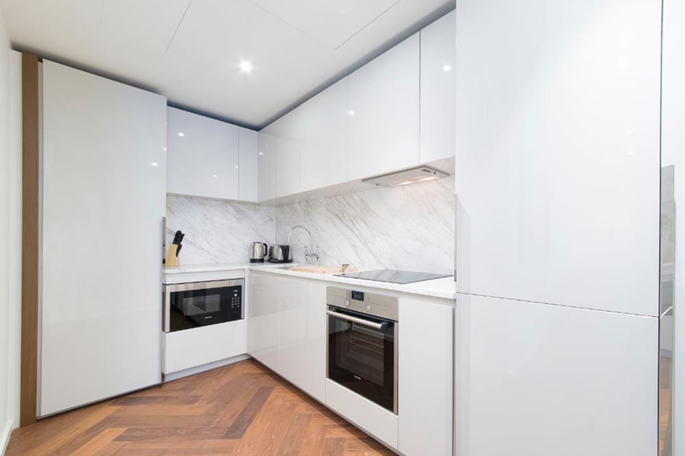 Apartment in London, South Hampstead - View 2