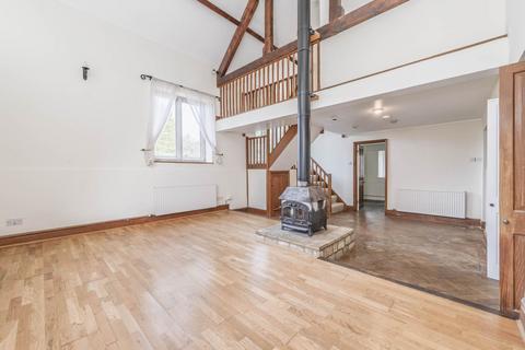 3 bedroom detached house to rent, The Old School House, Turkdean