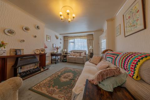 3 bedroom terraced house for sale, Colindale Road, Birmingham B44