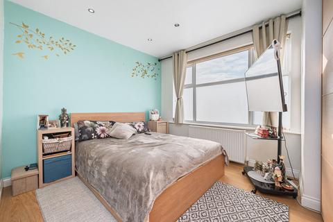 2 bedroom maisonette for sale, Park Road, Hendon, London, NW4