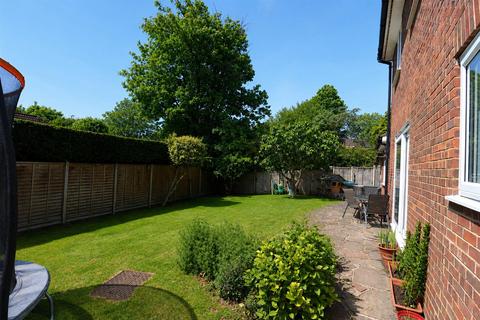 4 bedroom detached house for sale, April Close, Orpington BR6