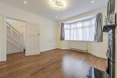 3 bedroom end of terrace house to rent, Chelford Road, Bromley, BR1