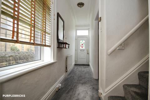 3 bedroom semi-detached house for sale, Healds Road, Dewsbury, WF13