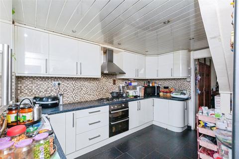 3 bedroom end of terrace house for sale, Capesthorne Close, North Evington, Leicester, LE5
