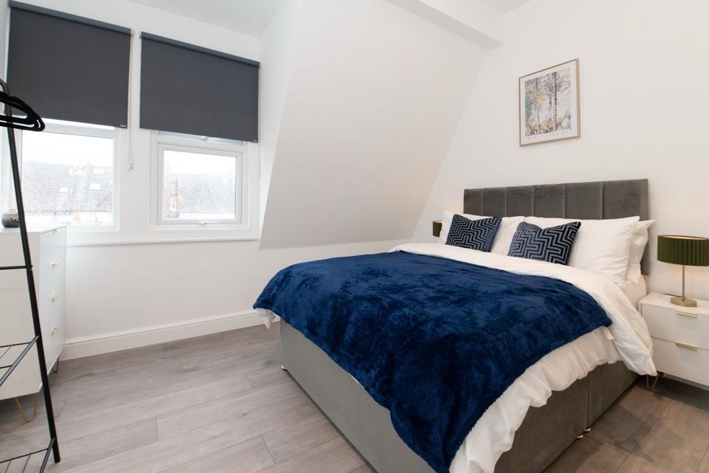 Apartment in London - View 2