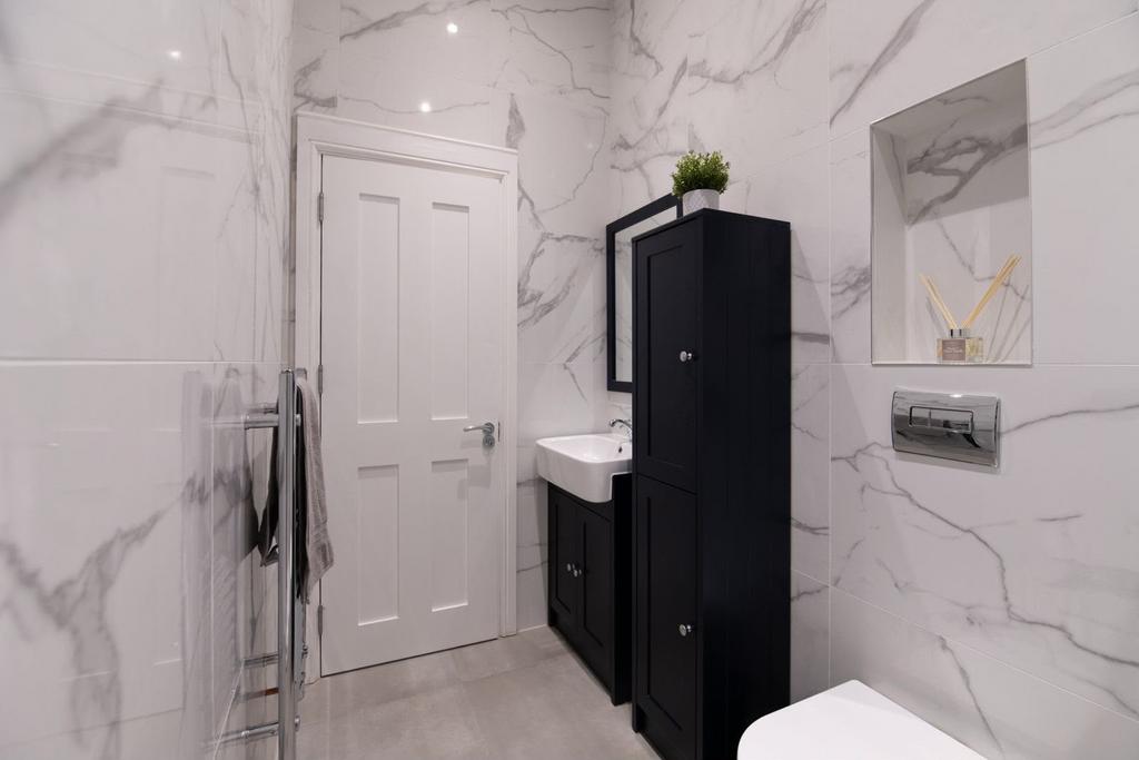 Apartment in London - View 5
