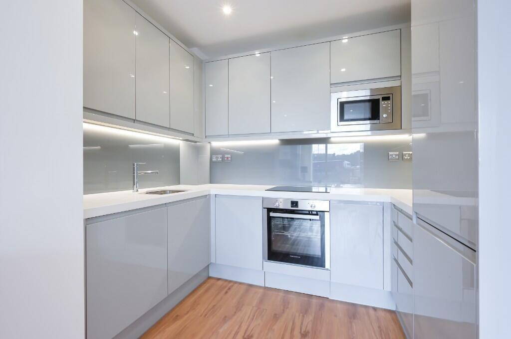 Apartment in London - View 3
