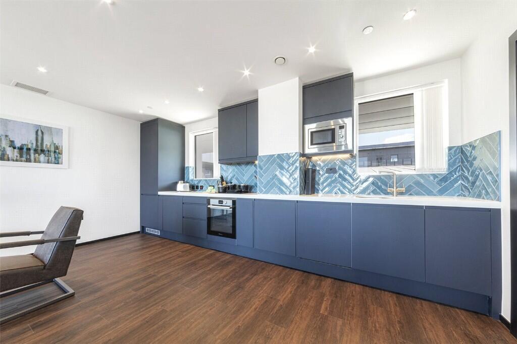 Apartment in London - View 3