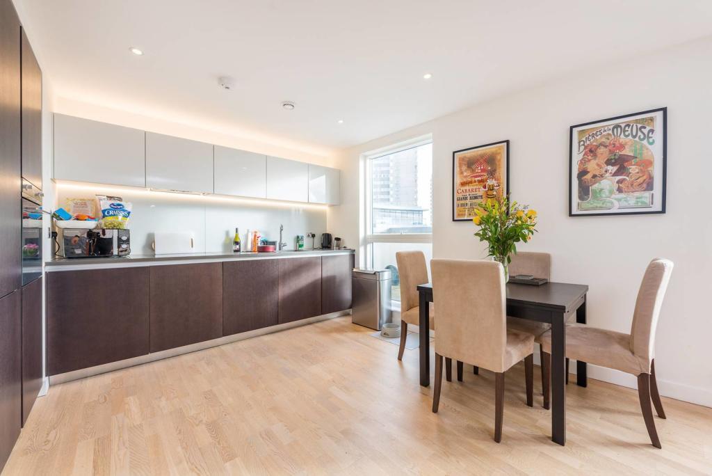 Apartment in London - View 2