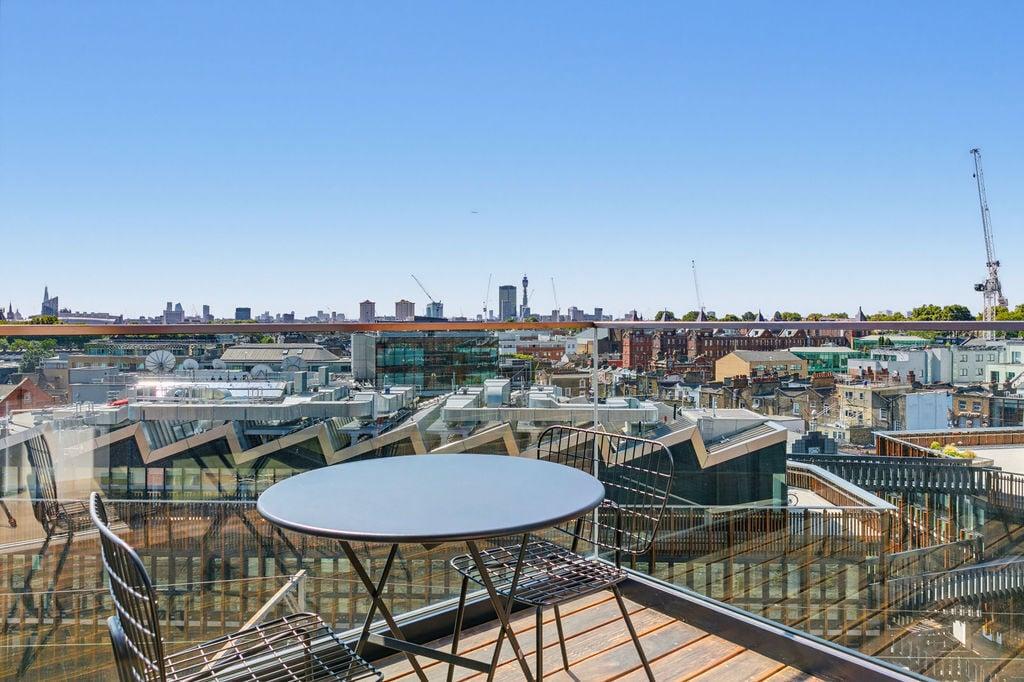 Apartment in London - View 2