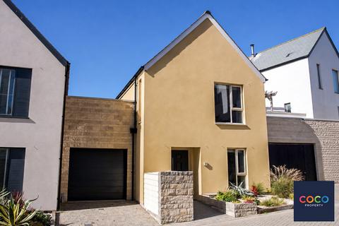 4 bedroom link detached house for sale, Portland, Dorset DT5
