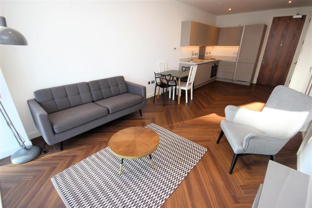 Apartment in Salford Quay - View 5
