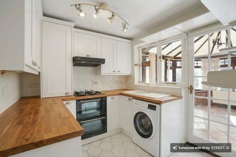 3 bedroom detached house for sale, Bucknell Road, Bicester OX26