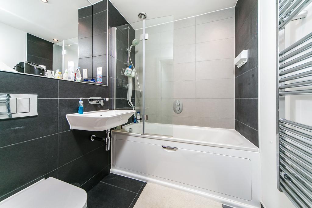 Apartment in Reading - More