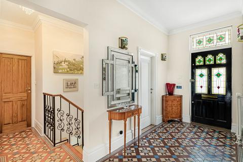 4 bedroom apartment for sale, Marchwood Crescent, London, W5