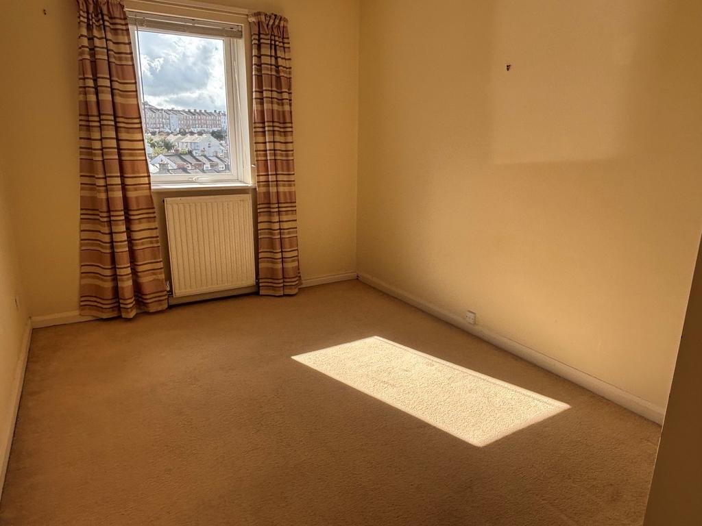 Apartment in Torquay - View 4