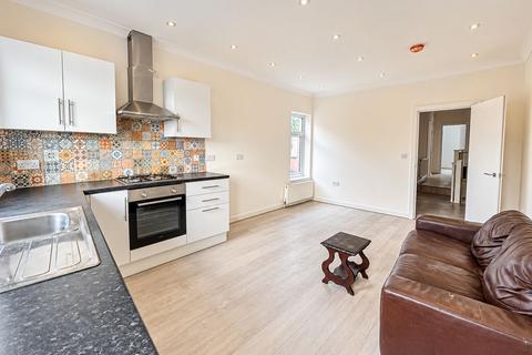3 bedroom apartment to rent, Commercial Road, Port Talbot, SA13