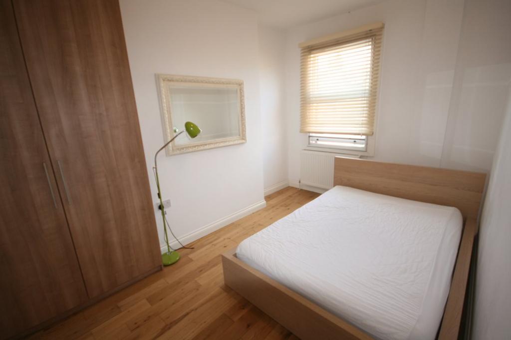Apartment in Hampstead - More
