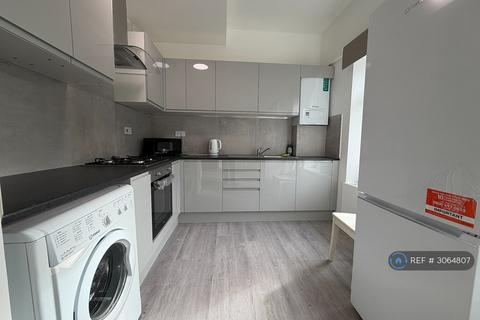 2 bedroom flat to rent, Leighton Buzzard Road, Hemel Hempstead, HP1