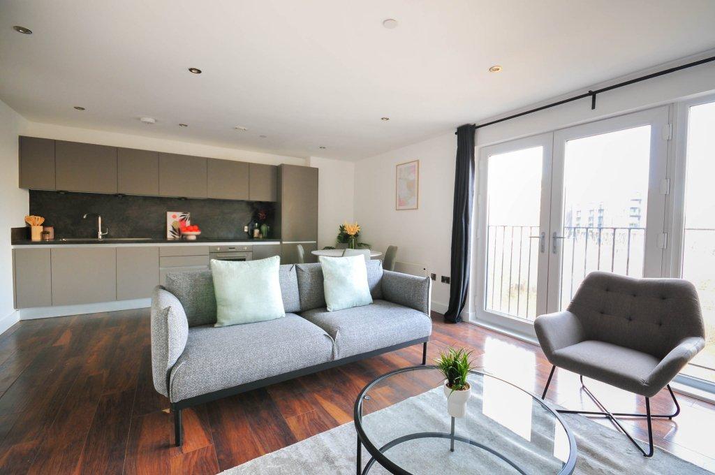 Apartment in Salford - View 3