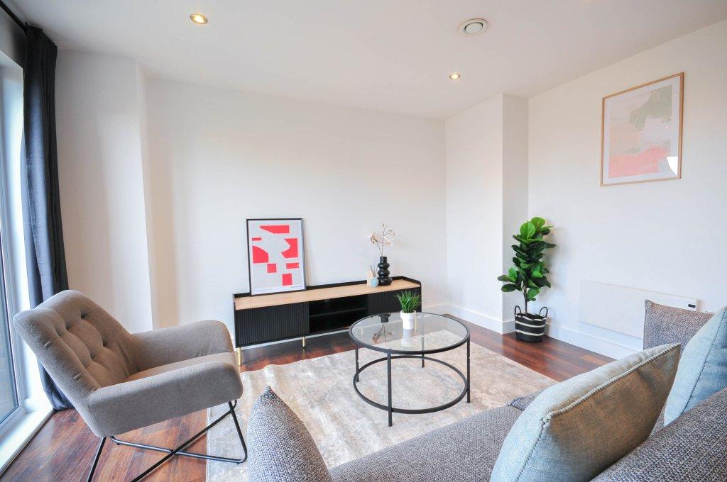 Apartment in Salford - View 5