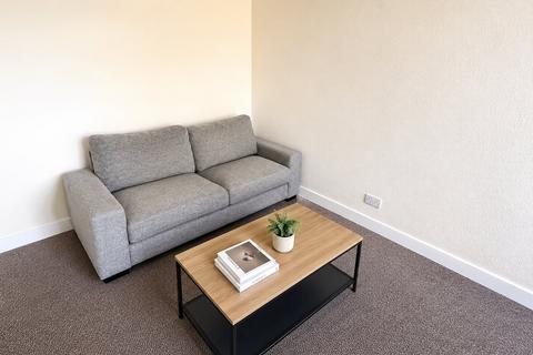 1 bedroom flat to rent, Lyon Street, Dundee,