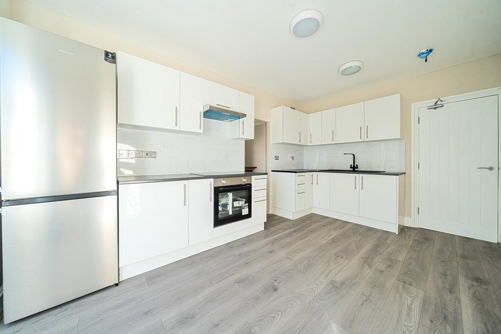 House in London, Hither Green - View 5