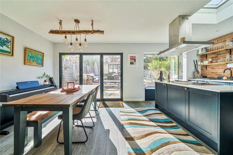 3 bedroom apartment for sale, Pitshanger Lane, Ealing