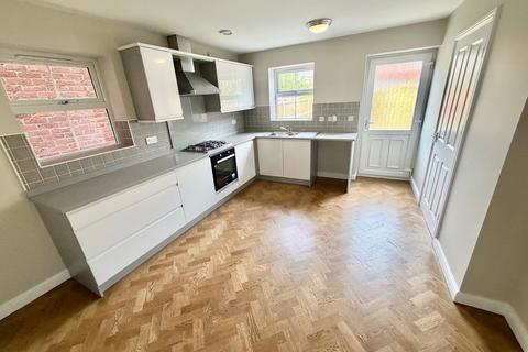 3 bedroom semi-detached house for sale, Mulberry Gardens, Goole DN14