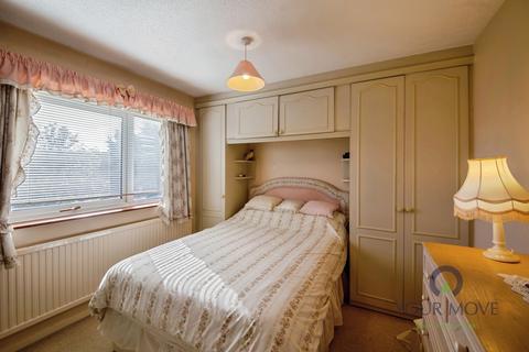4 bedroom semi-detached house for sale, Knightsbridge Road, Leicester LE2