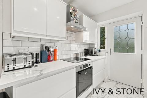 2 bedroom semi-detached house for sale, Bromley, Kent, BR1