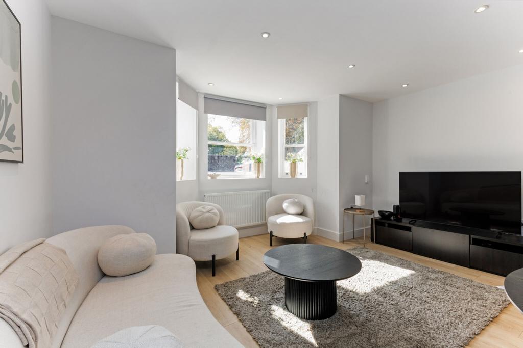 Apartment in London - View 2