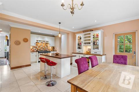 5 bedroom detached house for sale, Southend Road, Wickford, Essex, SS11