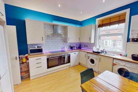5 bedroom terraced house to rent, Grimthorpe Terrace, Headingley, Leeds, West Yorkshire