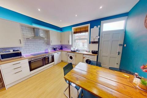 5 bedroom terraced house to rent, Grimthorpe Terrace, Headingley, Leeds, West Yorkshire