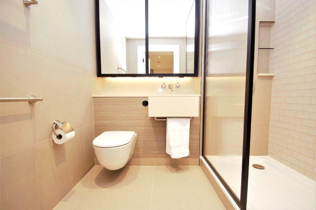 Apartment in Prince Of Wales Drive - View 2