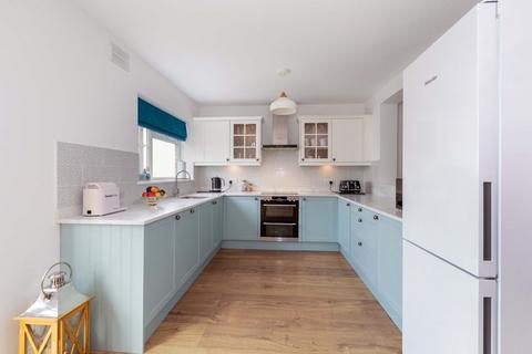 3 bedroom semi-detached house for sale, Parkland Avenue, Langley SL3
