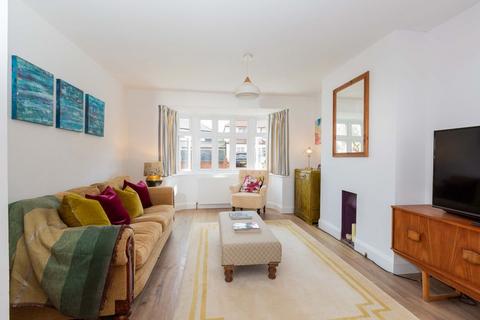 3 bedroom semi-detached house for sale, Parkland Avenue, Langley SL3