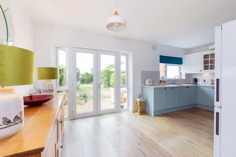 3 bedroom semi-detached house for sale, Parkland Avenue, Langley SL3