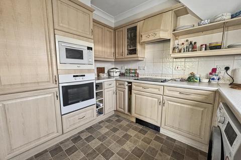 2 bedroom retirement property for sale, Ferndown