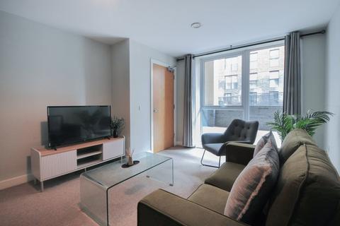 3 bedroom apartment to rent, Dyer Street, Salford M5