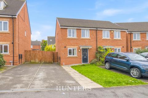 2 bedroom semi-detached house for sale, Martindale Crescent, Middleton, Manchester, M24