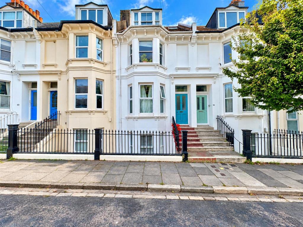 Apartment in Brighton, Round Hill - View 2