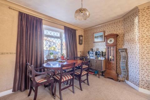 undefined, Beresford Avenue, Slough SL2