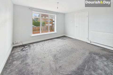 3 bedroom semi-detached house to rent, Somerset Road, Stafford ST17